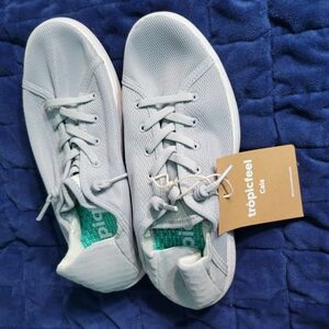 Tropicfeel Cala Gray Sneakers
